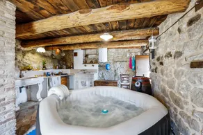 Chalet With 2 Bedrooms in Meschia, With Wonderful sea View and Furnished Garden - 45 km From the Slopes - Image 4