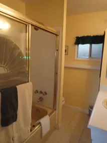 Amity Bed & Breakfast - Image 4