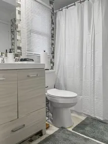 Cozy South East Hideaway - Image 2