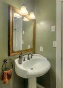 Jarvis Condo 109 - Image 4