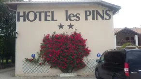 Hotel Les Pins - Image 5