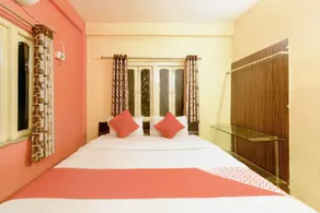 OYO 19552 Golden Deer Guest House - Image 2