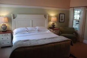 Beach Spa Bed and Breakfast - Image 5