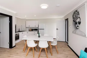 Contemporary 1BR Apartment - Near the City - Image 5