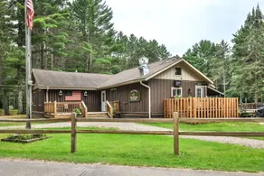 Ash - Elbert's - Hiller Vacation S 4 Bedroom Duplex - Image 5