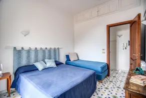 The Lookout Exclusive Garden Villa With Capri Views - Image 4