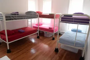 Rainbow Guesthouse - Image 5