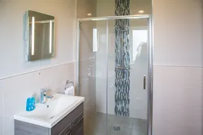 Wave Bay Cottage - Image 2