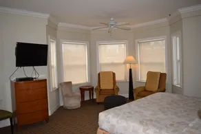 Americas Best Value Inn & Suites - SOMA - Image 4