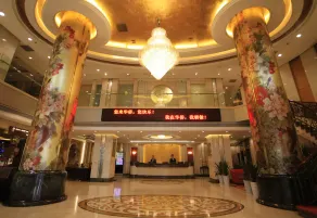 Overseas Chinese International Hotel Qingdao - Image 2