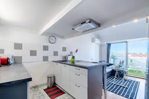 Rare - Nice Loft on the Rooftops of Marseille! - Image 5