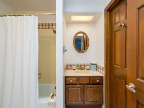 Arroyo's Edge, 3 Bedrooms, Private, Patios, Sleeps 6 - Image 4