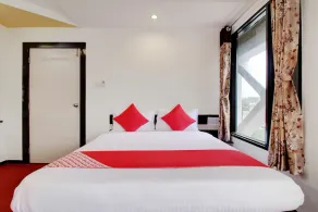 Hotel Sai Chatra by OYO Rooms - Image 2