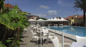 Riviera Suite Apartments - Image 2