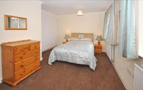 Honeysuckle Lodge - Image 3