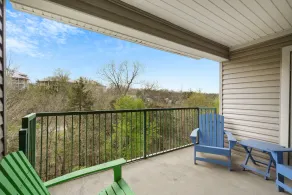 Valley View Retreat - Holiday Hills Branson - Golf Resort -outdoor Pools - Image 4