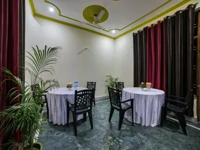 Onella Rooms by OYO Rooms - Image 4