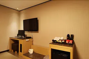 inaver Hotel - Image 3
