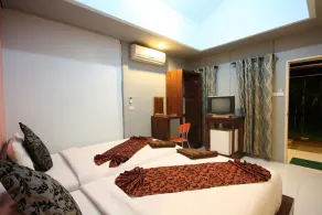 Baan Dahla Resort - Image 2