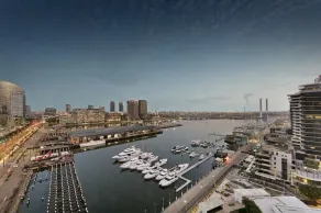 ReadySet Apartments on Central Pier - Image 3