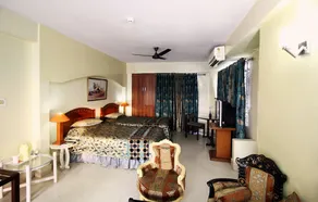 Aravali Clarks Inn - Image 3