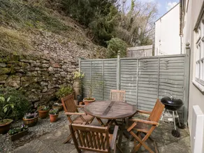 5 Wye Rapid Cottages - Image 3