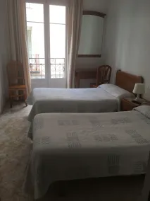 Hostal Casanova - Image 3