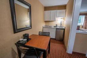 All Seasons Inn Bourne - Image 5