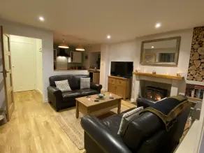 The Maltings - 2 Bedroom Apartment - St. Florence - Image 2