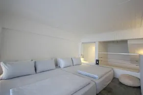 Milk White Homestay - Image 2