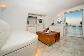 White Sky Caldera Villa - Image 2