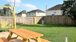 3Bdrm 2.5Bath 5Beds - Near Downtown - Image 3
