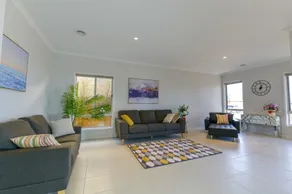 Waterfront Grand Villa for Big Group - Image 2