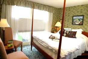 Three Mountain Inn - Image 5