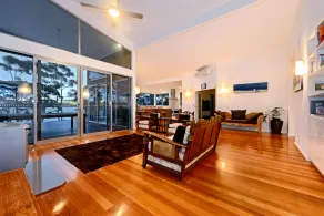 Cloudy Bay Lagoon Estate - Image 5