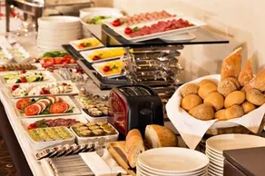 Z-Hotel Business & Spa - Image 3