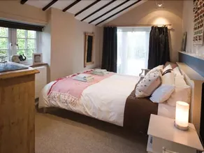 Rhedyn Guest House - Image 2