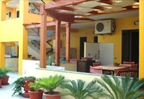 Casa Vacanza Il Giardino dei Girasoli - Image 2