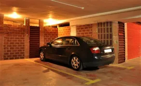 Suitur Apartment With Pool And Tennis Court - Image 5