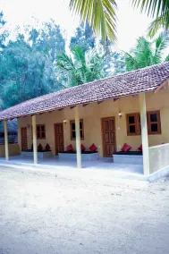 Omeesha Beach Hotel - Image 2