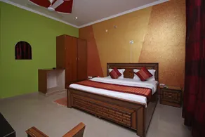 OYO 6539 Home Stay Laxmi Villa - Image 2