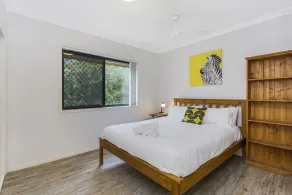 Oceania Beach Paradise - Image 2