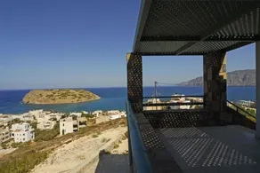 Villa avec piscine privée, jardin et terrasse | Vue sur l'eau - Image 5