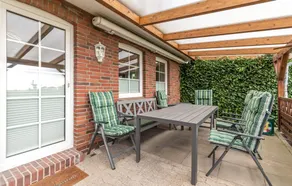 Nice Apartment in Emmelsbüll-horsbüll With Wifi and 1 Bedrooms - Image 3
