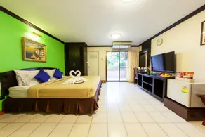 Wongcharearn Mansion - Image 3