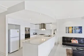 Coast Apartment 3 - Image 4