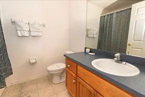 797BD - Image 4
