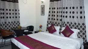Maxfort Service Apartment - Image 5