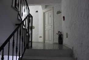 Mina Hotel - Image 2