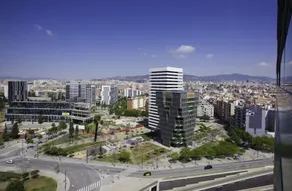 Akira Flats Fira Gran Via Barcelona - Image 5